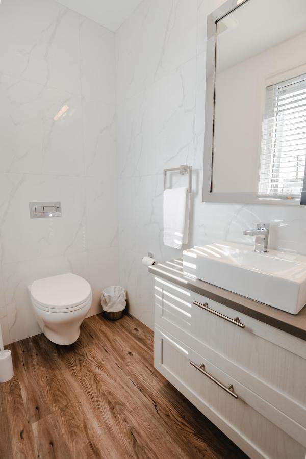 Feonho - Modern 2-Bedroom Central Apartment Cornwall Bagian luar foto